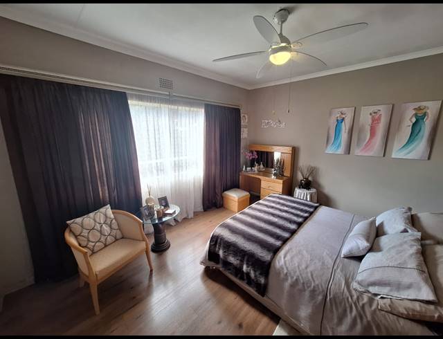 3 BEDROOM HOUSE FOR SALE IN VANDERBIJLPARK SE 2